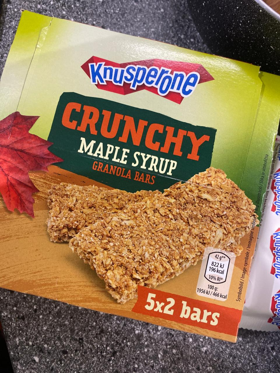 Fotografie - Crunchy Maple Syrup Granola Bars Knusperone