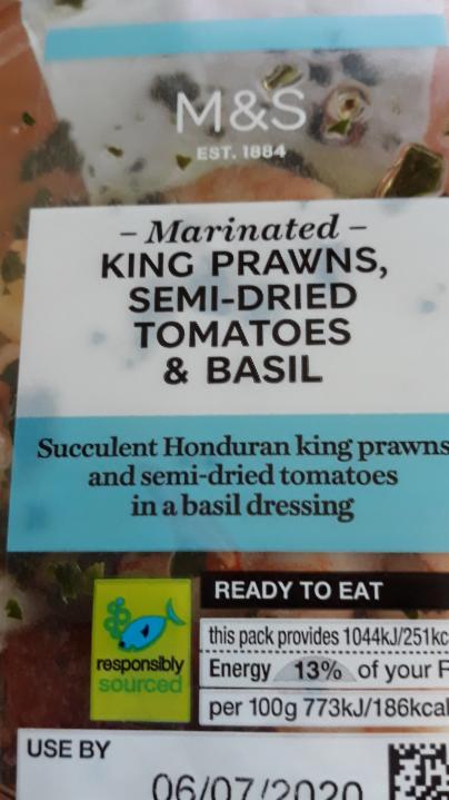 Fotografie - Marinated King Prawns, Semi-Dried Tomatoes & Basil Marks & Spencer