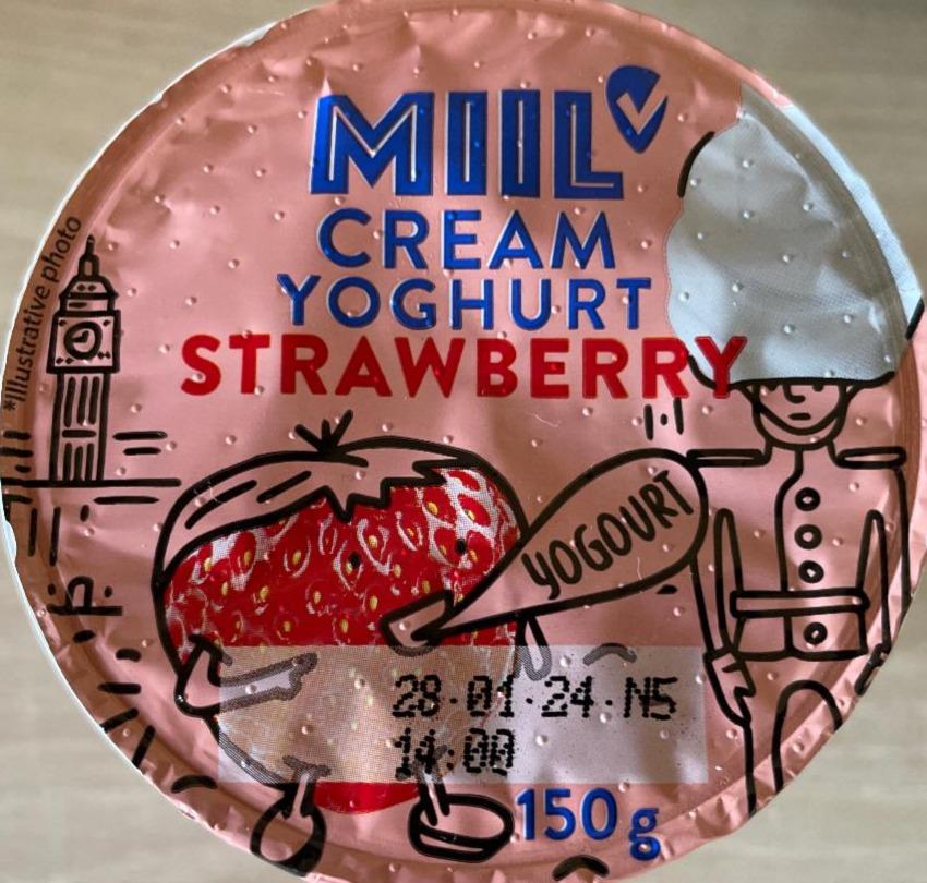 Fotografie - Cream Yoghurt Strawberry Miil