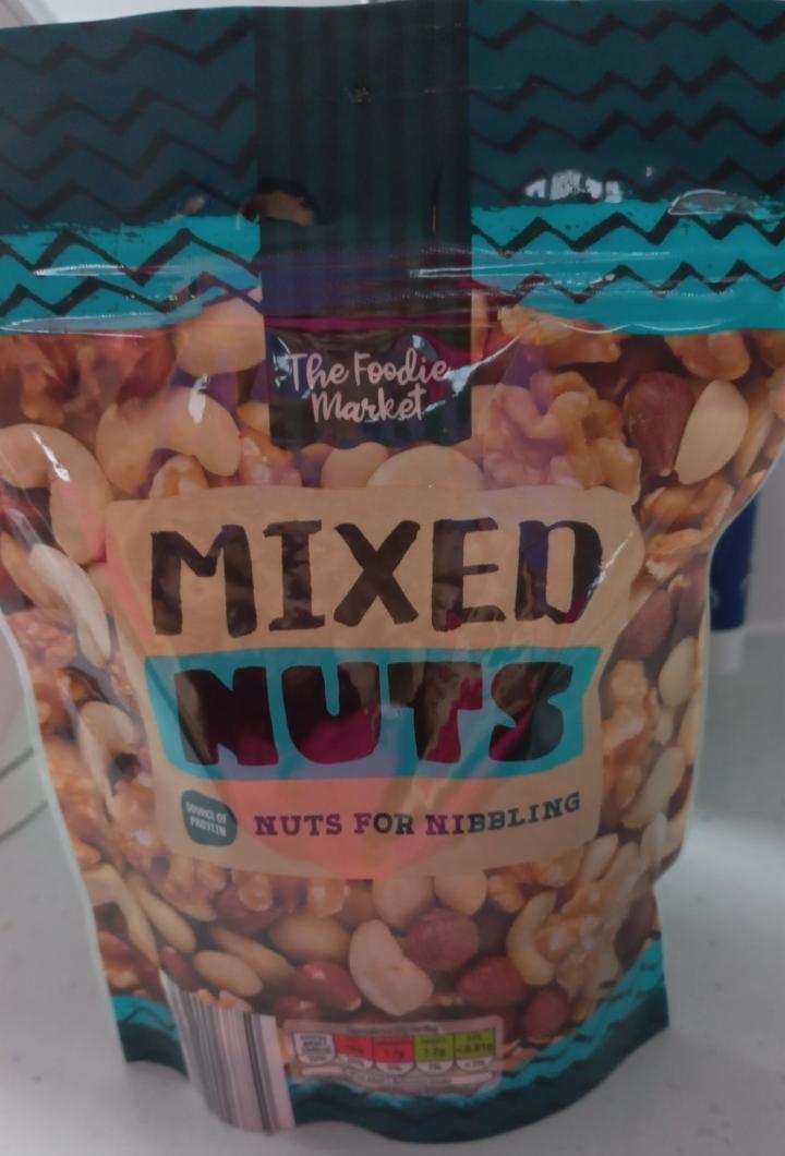 Fotografie - Mixed Nuts The Foodie Market