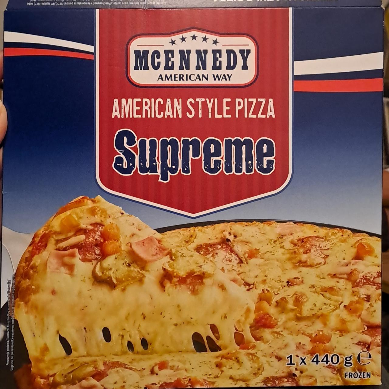 Fotografie - American style pizza supreme McEnnedy American Way
