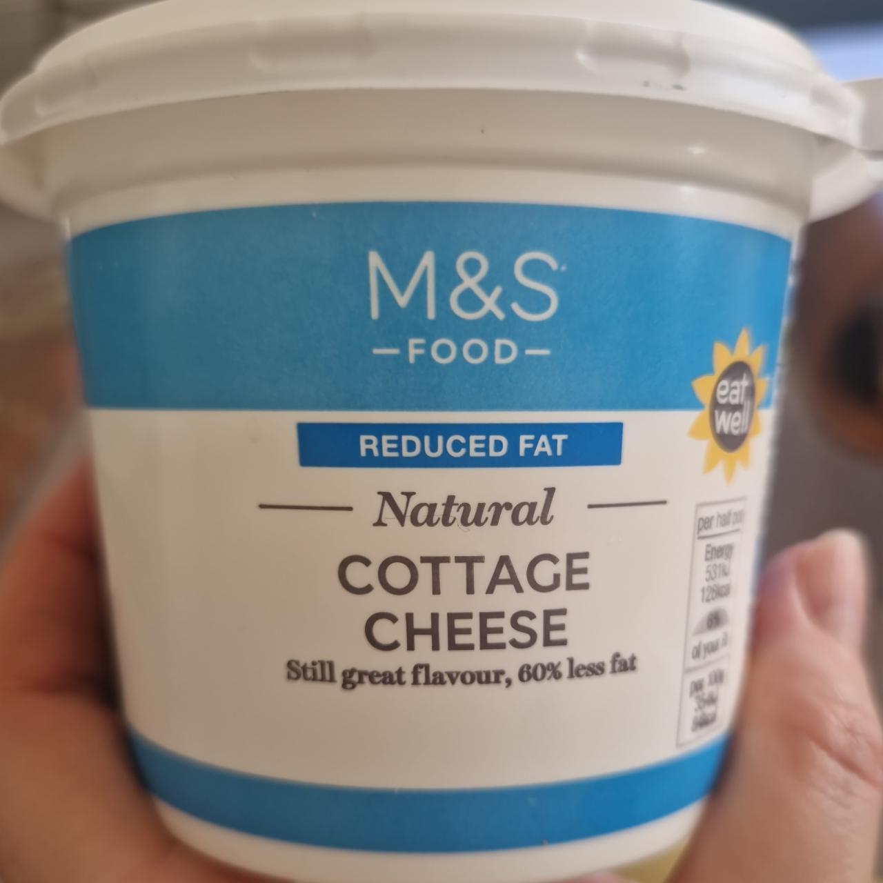 Fotografie - Cottage Cheese Natural Reduced Fat M&S Food