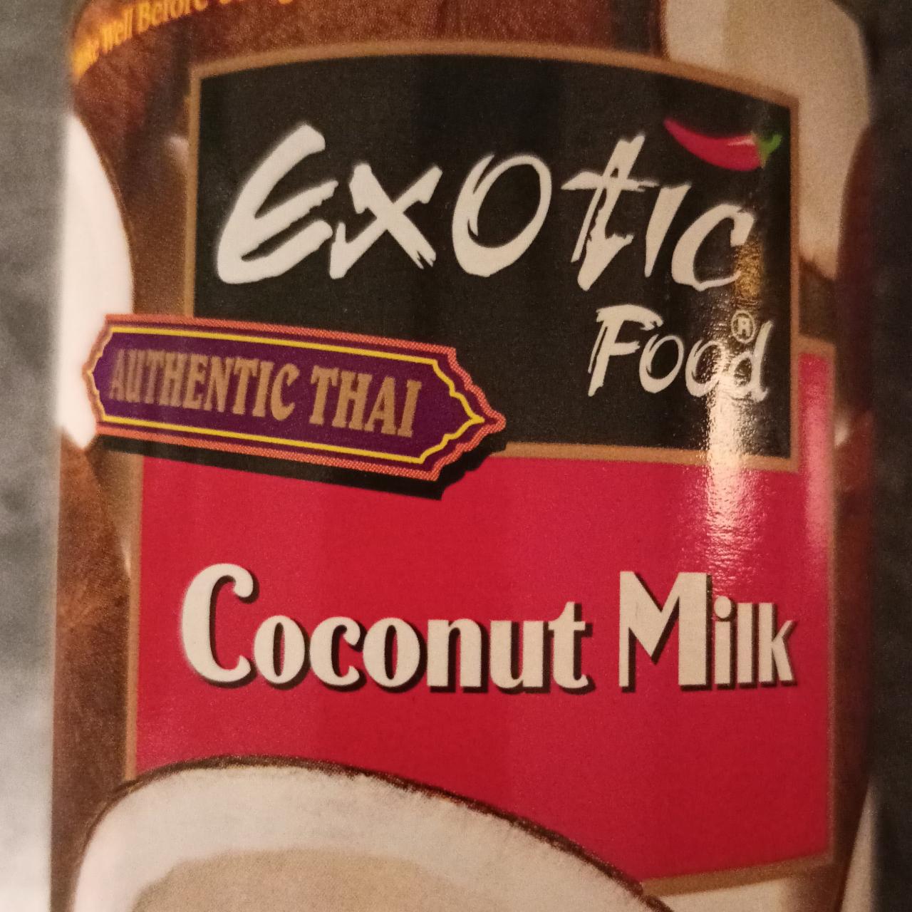 Fotografie - Authentic Thai Coconut Milk Exotic Food