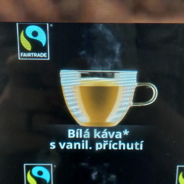 Fotografie - Bílá káva s vanilkovou příchutí Lidl automat