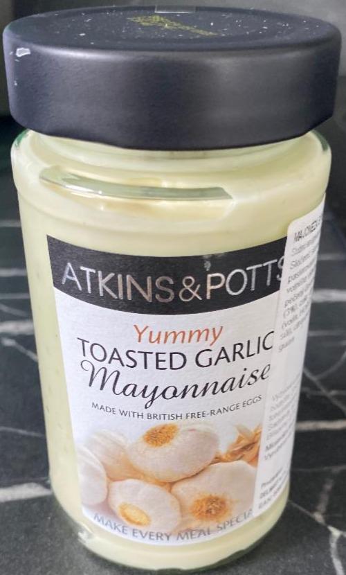 Fotografie - Yummy Toasted Garlic Mayonnaise Atkins & Potts