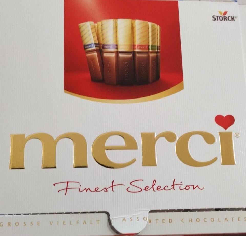 Fotografie - Merci Finest selection assorted chocolates Storck