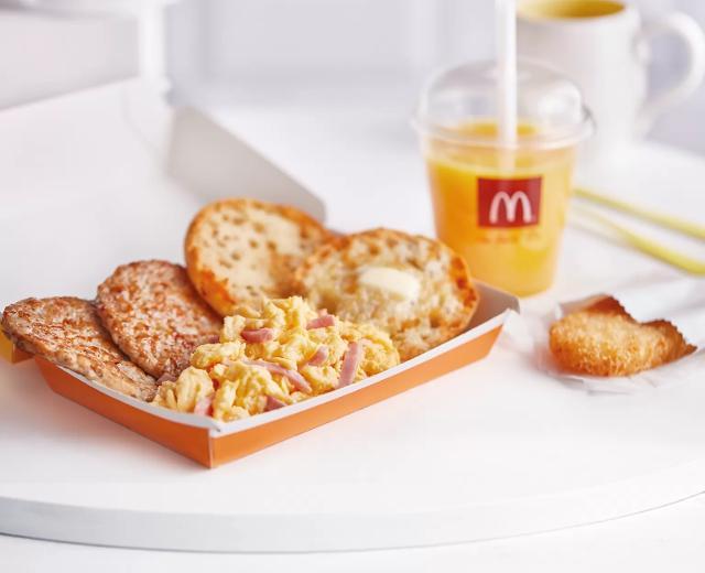 Fotografie - Pořádná snídaně McDonald's