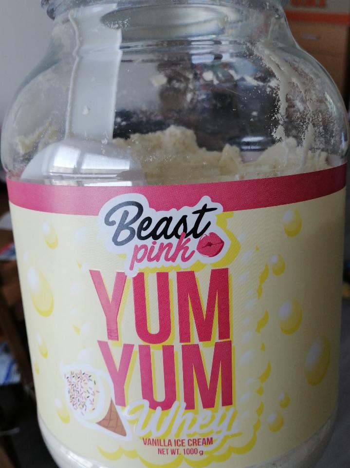 Fotografie - BeastPink Yum Yum Whey vanilla ice cream GymBeam