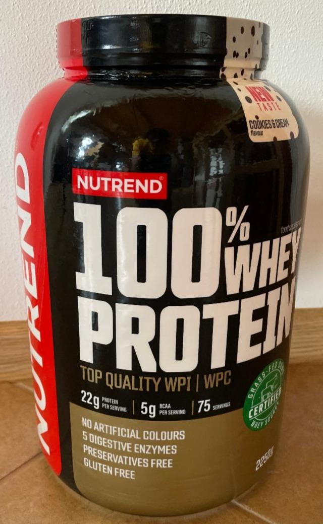 Fotografie - 100% whey protein cookies & cream Nutrend