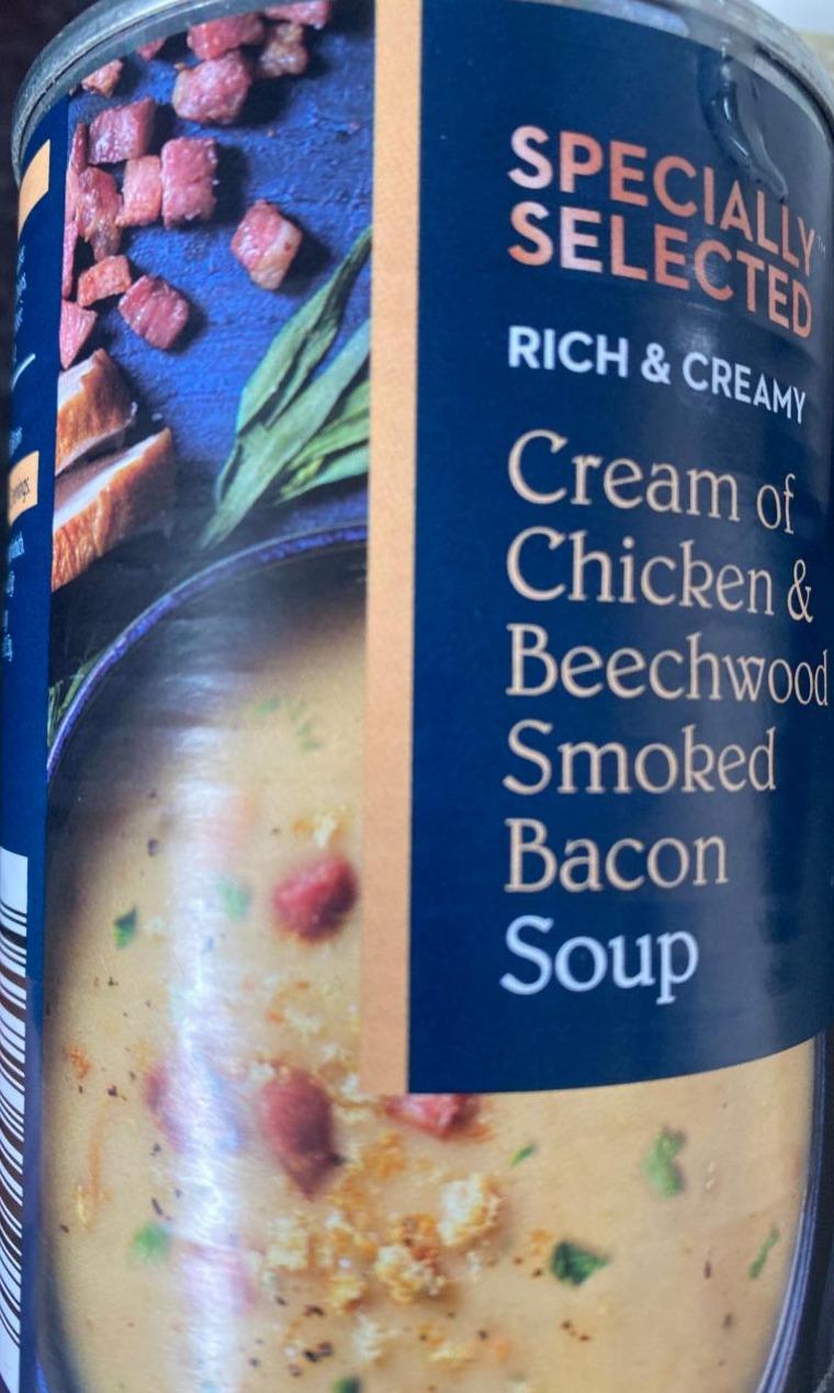 Fotografie - Cream of chicken and beechwood smoked bacon soup Specially selected