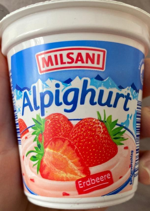 Fotografie - Alpighurt Erdbeere Milsani