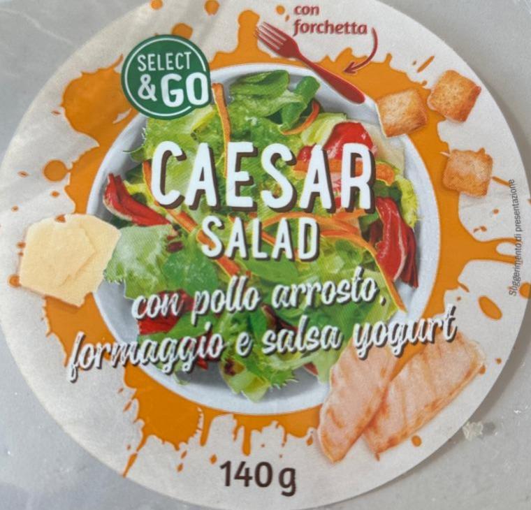 Fotografie - Caesar salad con pollo arrosto, formaggio e salsa yogurt Select&Go