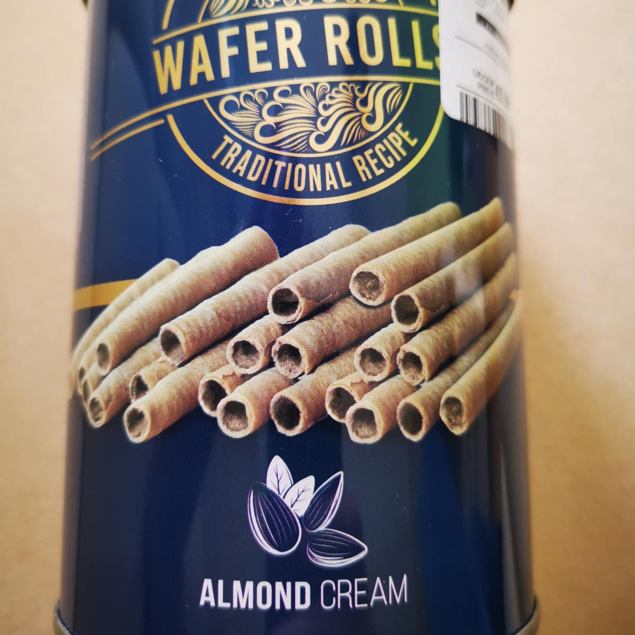 Fotografie - Wafer Rolls Almond cream Golden Moments