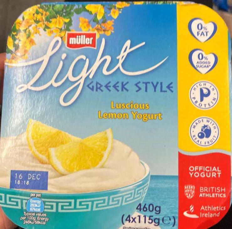 Fotografie - Light Greek style Luscious lemon yogurt Müller