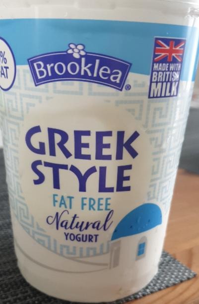 Fotografie - Greek style fat free Natural yogurt Brooklea