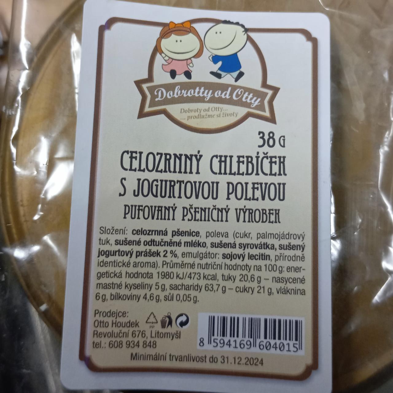 Fotografie - Celozrnný chlebíček s jogurtovou polevou Dobrotty od Otty