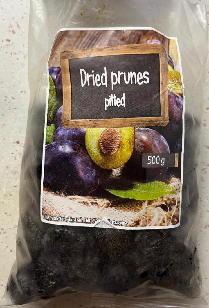 Fotografie - Dried Plums Pitted