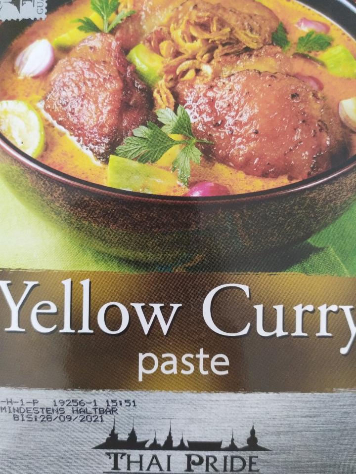 Fotografie - Yellow Curry Pasta Thai Pride