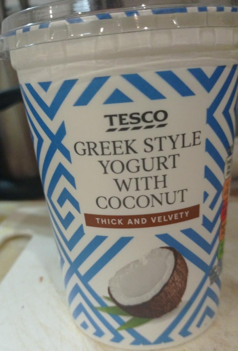 Fotografie - Greek Style Yoghurt with Coconut Tesco
