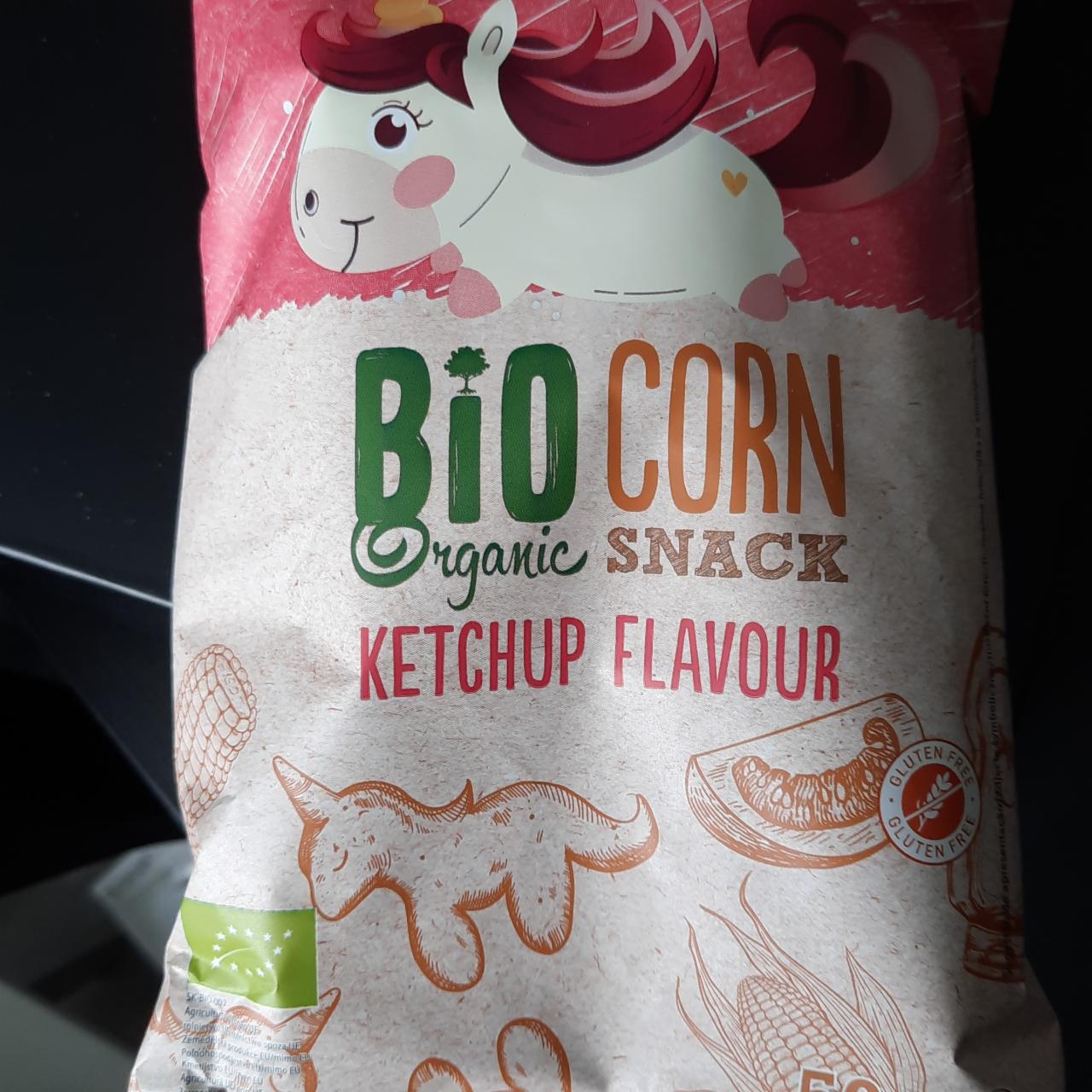 Fotografie - Bio corn organic snack ketchup flavour