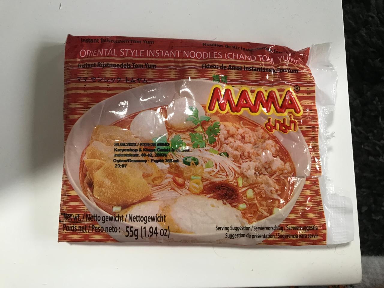 Fotografie - Oriental style instant noodles Chand Tom Yum Mama