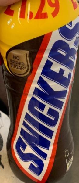 Fotografie - Snickers chocolate peanut milk shake drink no added sugar