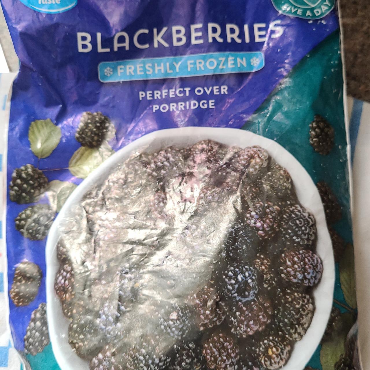 Fotografie - Blackberries freshly frozen