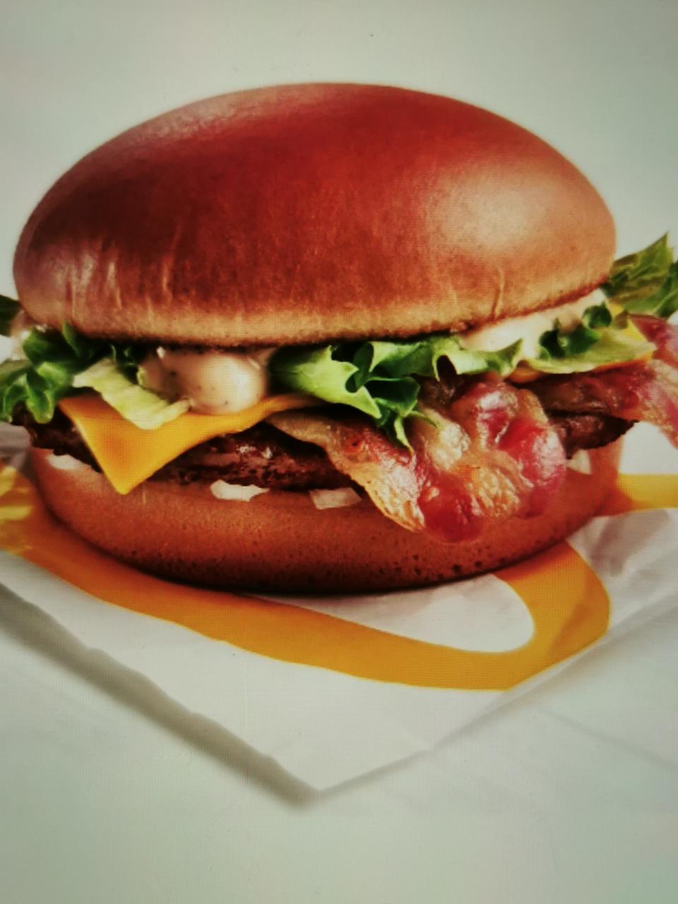 Fotografie - Tasty cheese McDonald