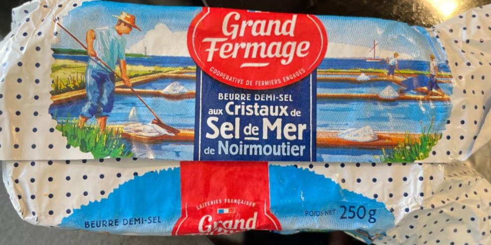 Fotografie - máslo s krystaly mořské soli Grand Fermage