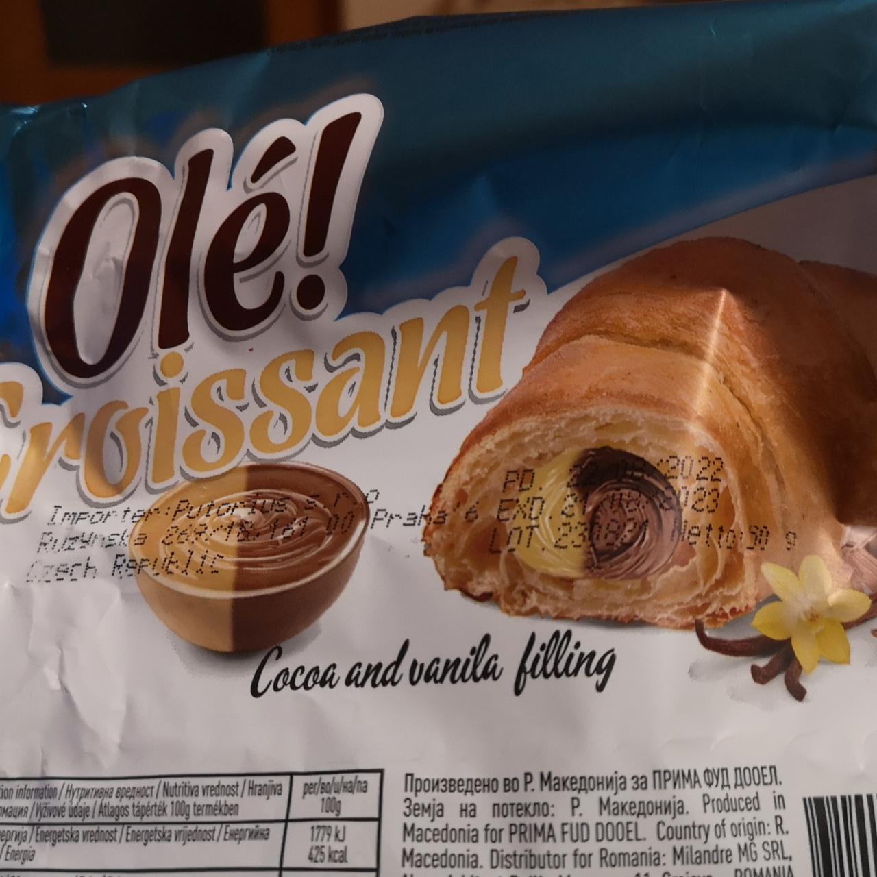 Fotografie - Croissant Cocoa and vanilla filling Olé