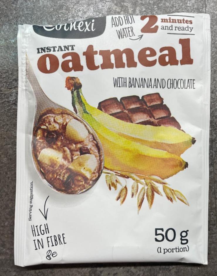 Fotografie - Instant Oatmeal with Banana and Chocolate Cornexi