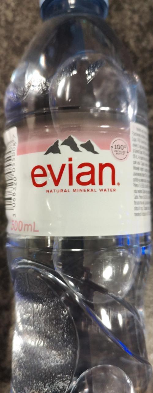 Fotografie - Evian Still Water