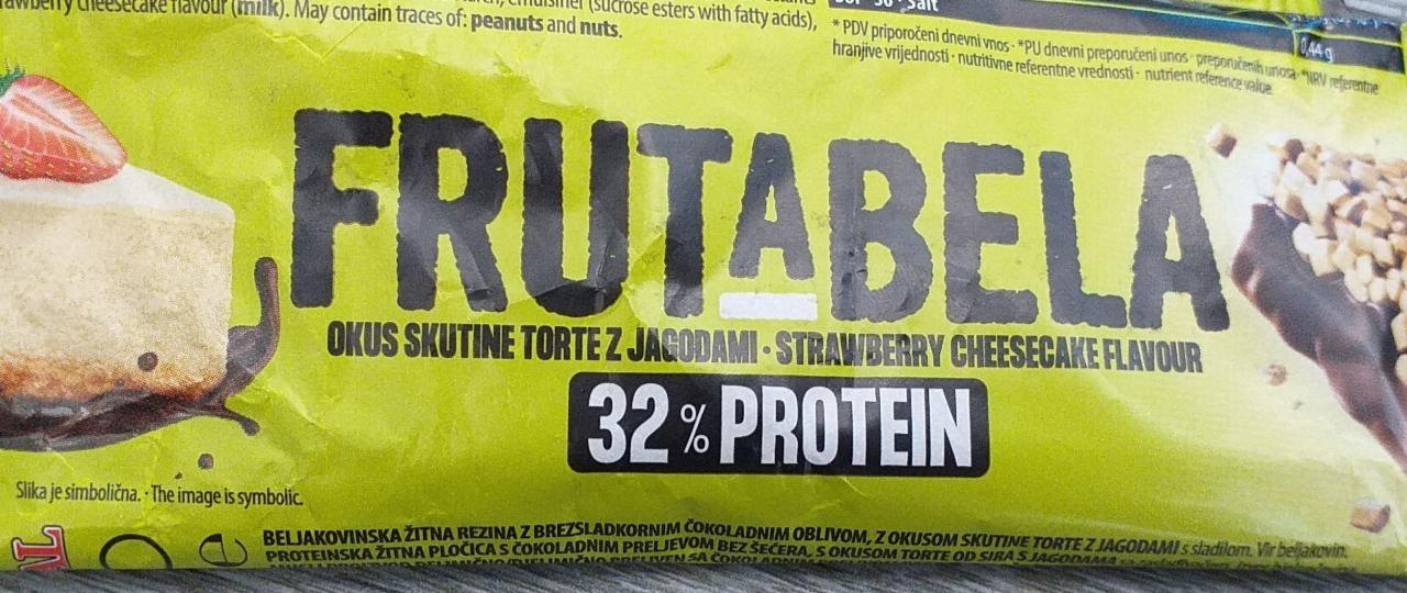 Fotografie - Frutabela 32% protein strawberry cheesecake flavour Fructal