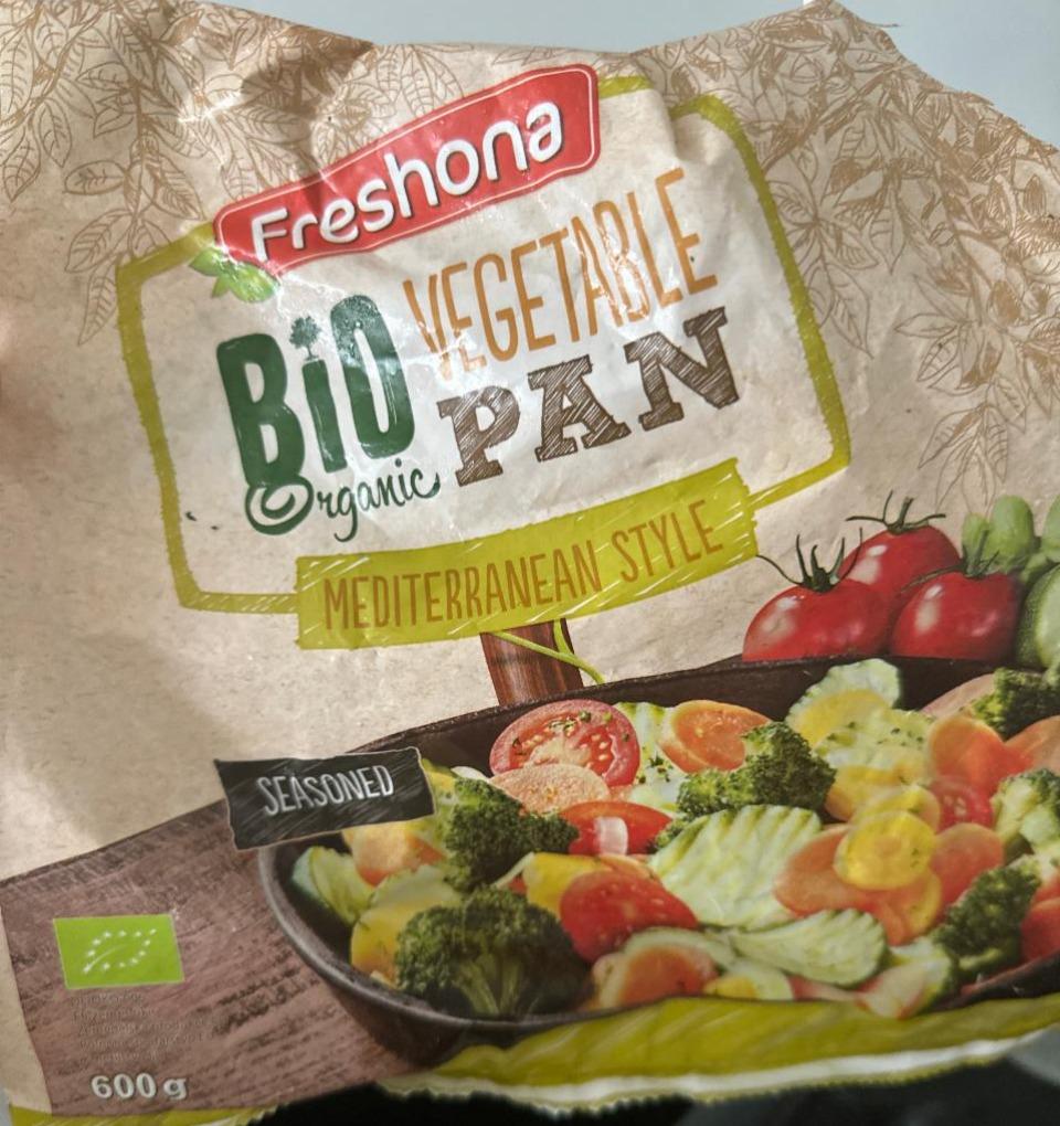 Fotografie - Bio Organic Vegetable Pan Mediterranean style Freshona