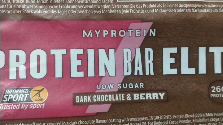 Fotografie - Myprotein Pro Bar Elite Dark Chocolate & Berry