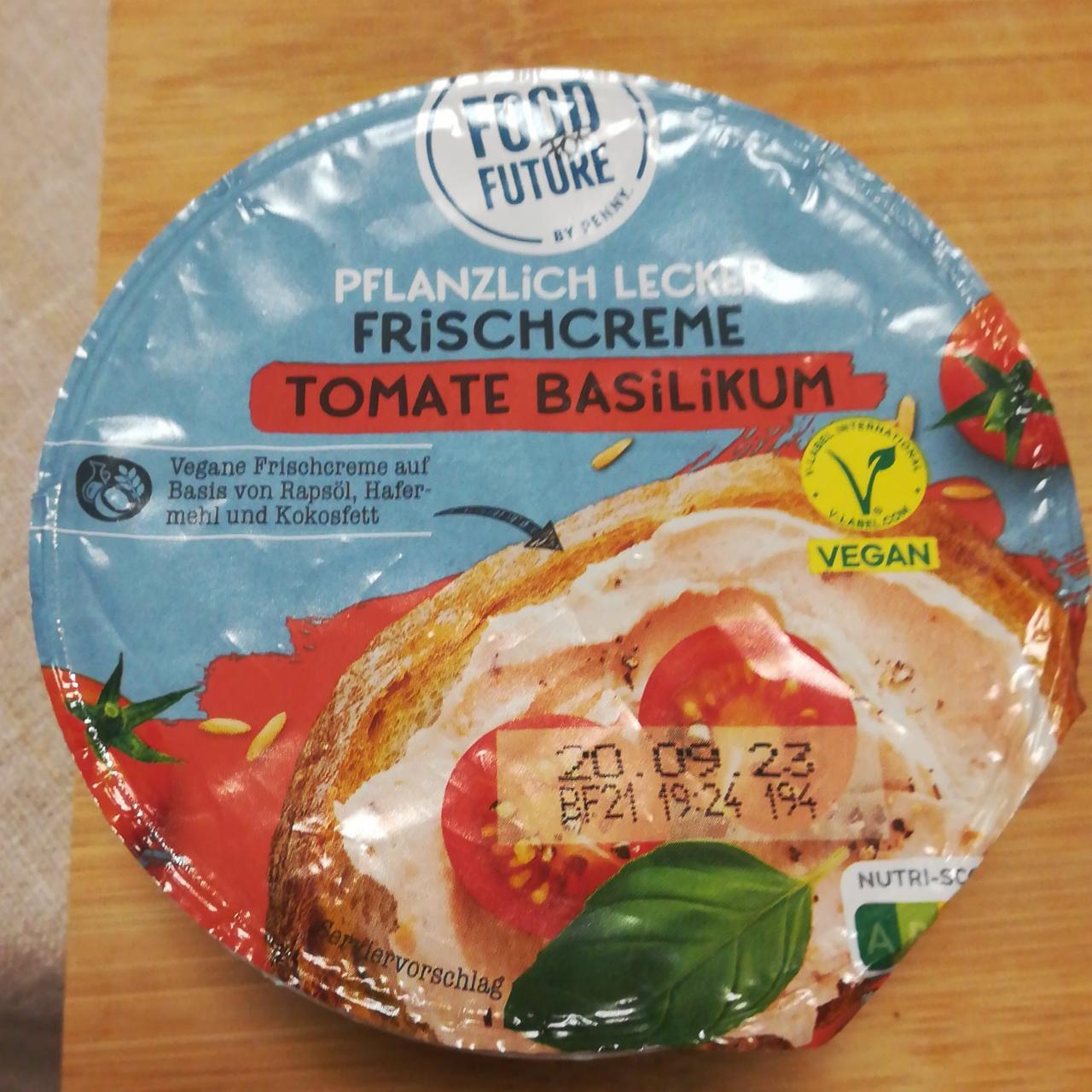 Fotografie - Pflanzlich lecker Frischcreme Tomate Basilikum Food for Future
