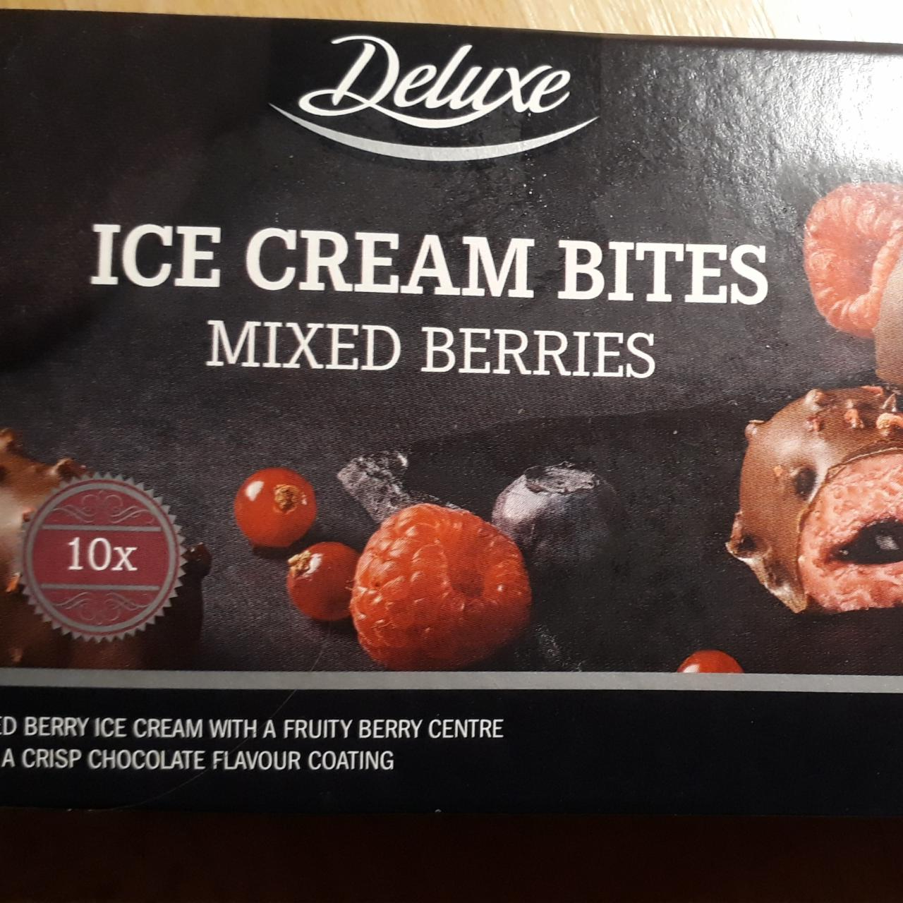 Fotografie - Ice cream bites mixed berries Deluxe