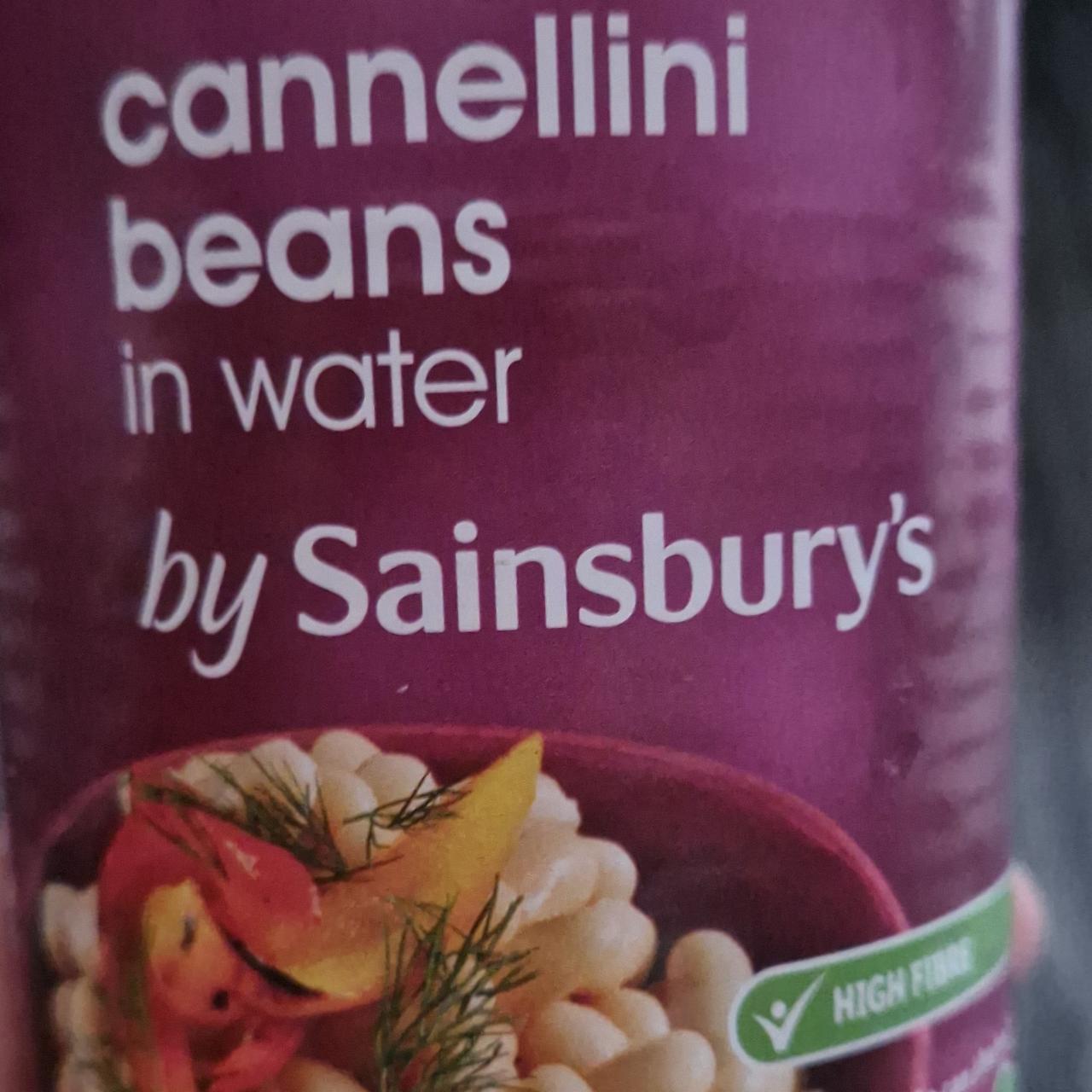 Fotografie - Cannellini beans in water by Sainsbury's