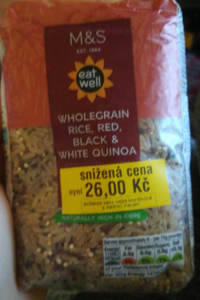 Fotografie - Wholegrain Rice, Red, Black & White Quinoa M&S