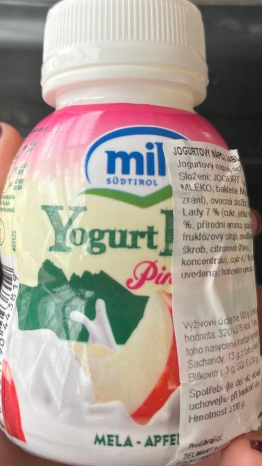 Fotografie - Yogurt Drink Pink Lady Mela Mila