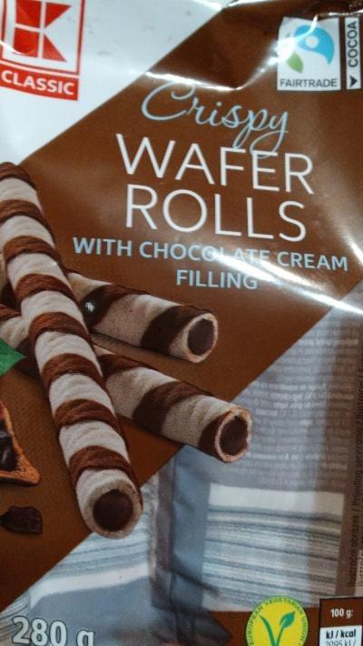 Fotografie - Crispy wafer rolls with chocolate cream filling