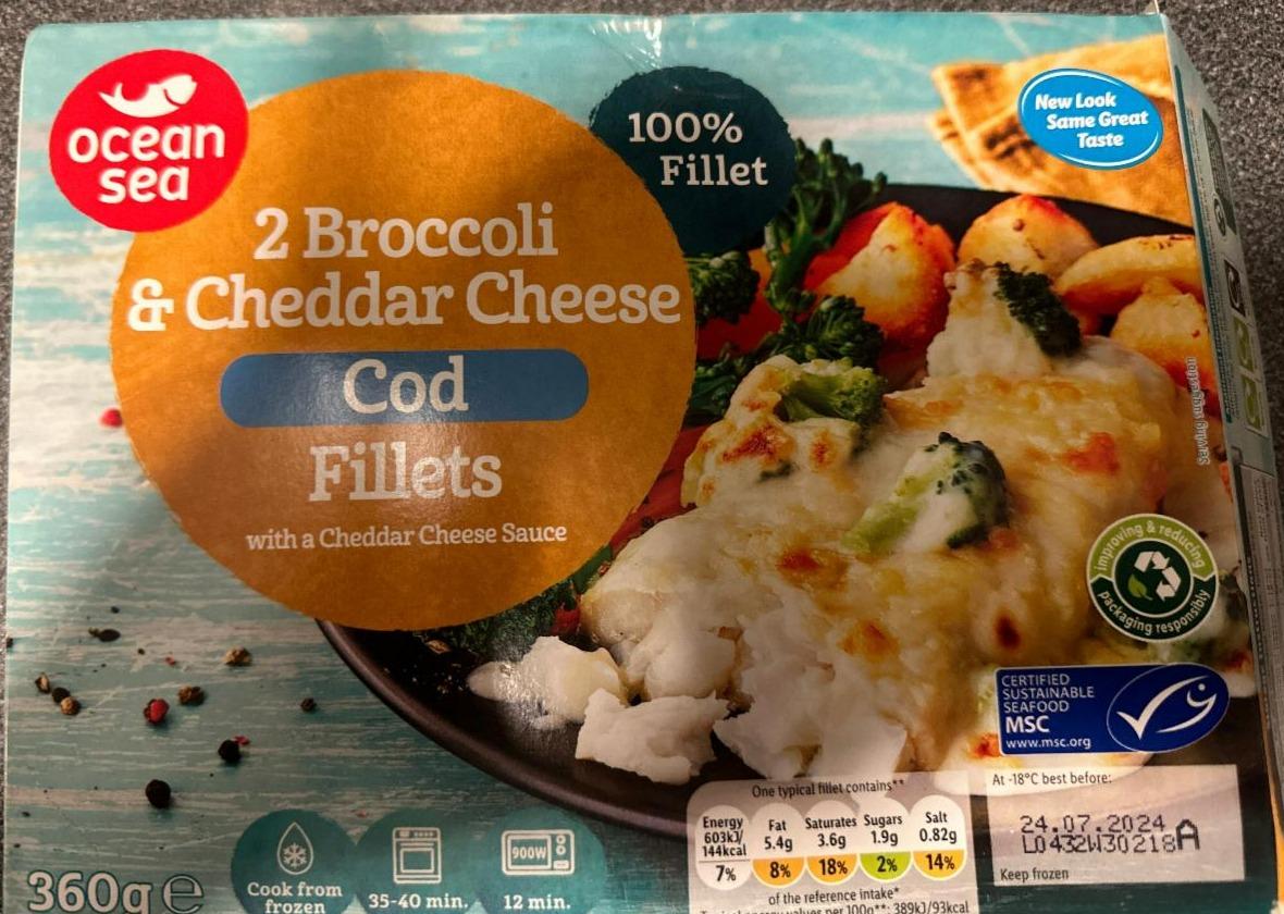 Fotografie - 2 Broccoli & Cheddar Cheese Cod Filets Ocean Sea