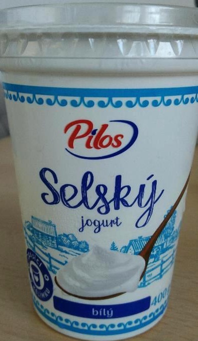 Fotografie - jogurt selský bílý zrající v kelímku Pilos