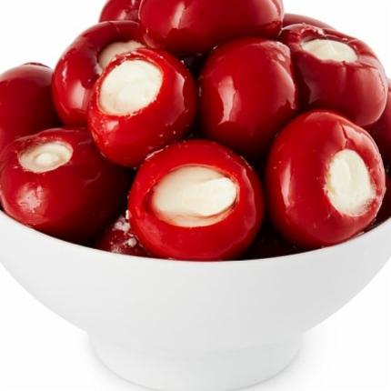 Fotografie - Marinované cherry červené papriky sladké mírně pikantní plněné sýrem Perla