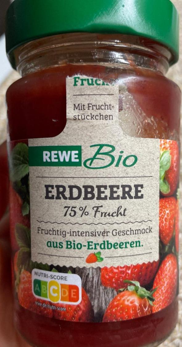 Fotografie - Erdbeere 75% Frucht Rewe Bio
