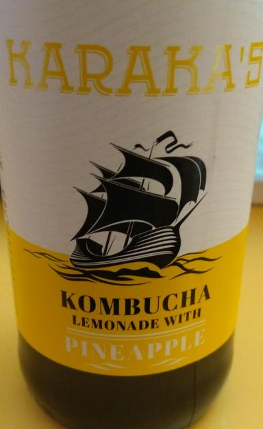 Fotografie - kombucha lemonade with pineapple Karaka´s