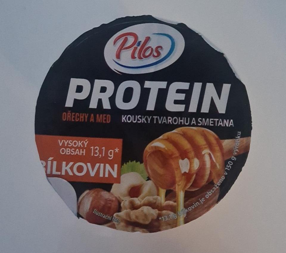 Fotografie - Protein ořechy a med kousky tvarohu a smetana Pilos