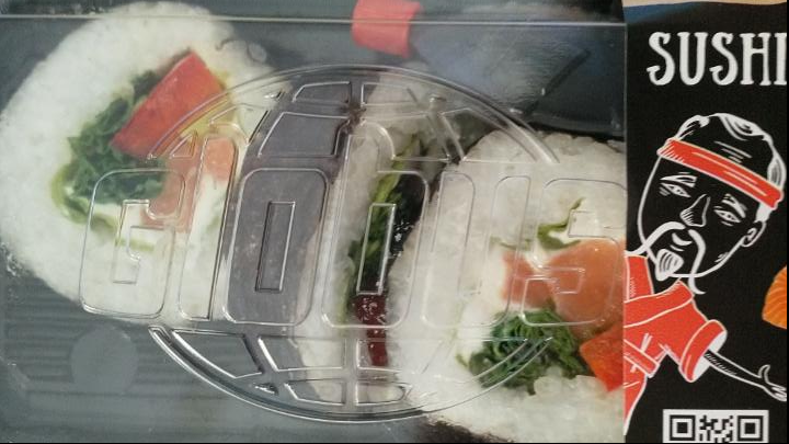 Fotografie - Sushi fresh rolls box Globus CR