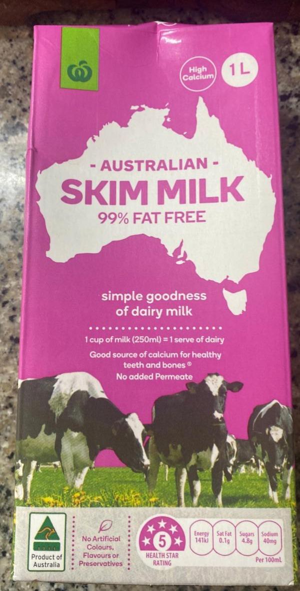 Fotografie - Skim milk 99% fat free Woolworths