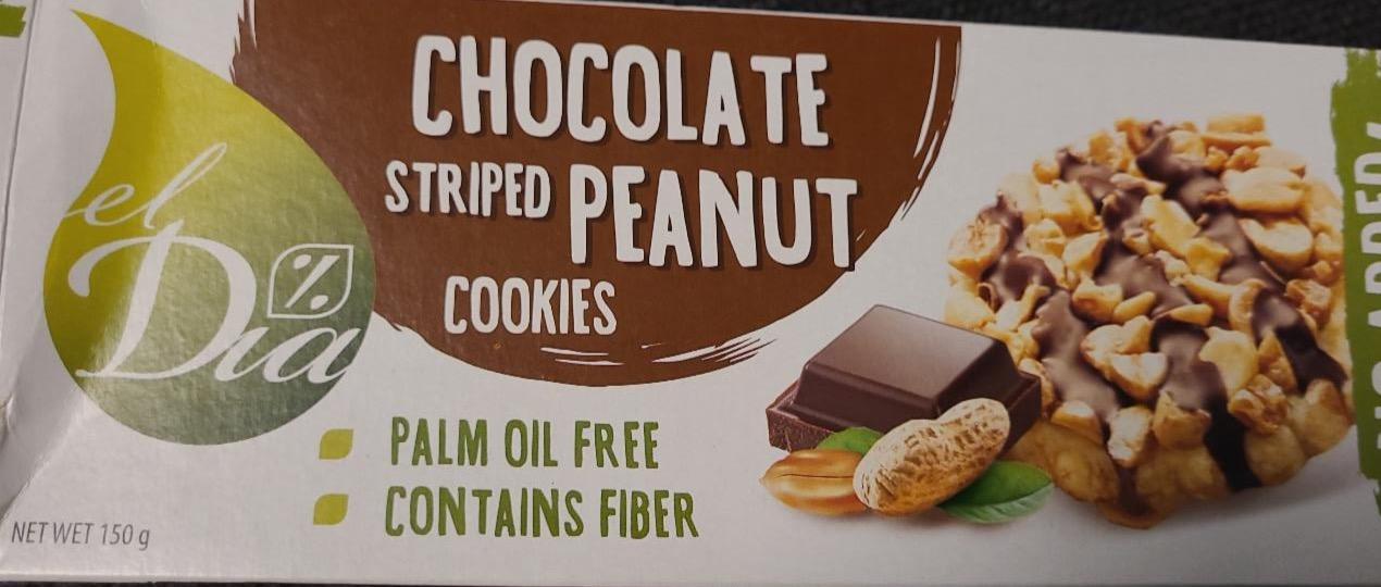 Fotografie - Dia Chocolate striped peanut cookies